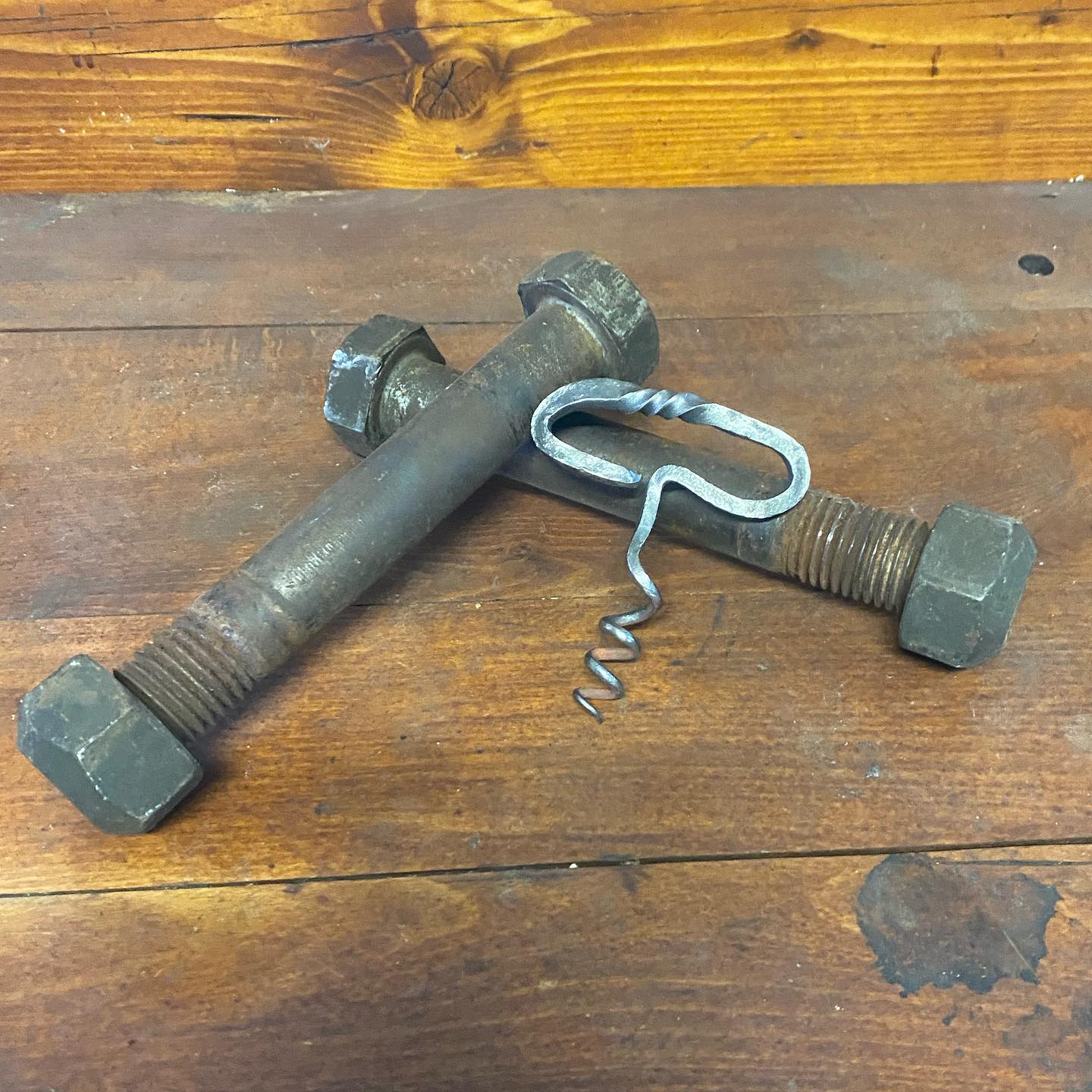 Tire-bouchon décoratif